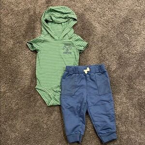 Carter's 12m baby boy Green Striped hooded bodysuit and blue sweatpants